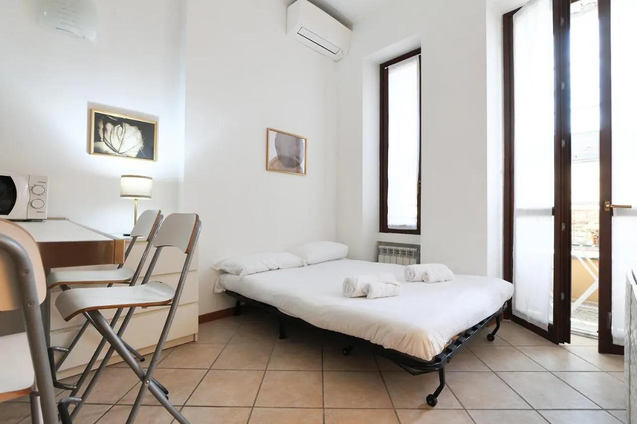Primopiano - Scalvini Apartment Milan