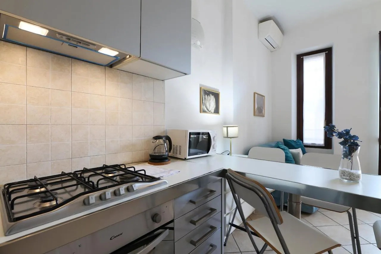 Primopiano - Scalvini Apartment Milan