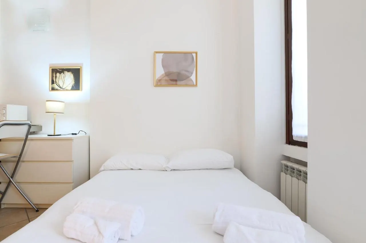 Primopiano - Scalvini Apartment Milan