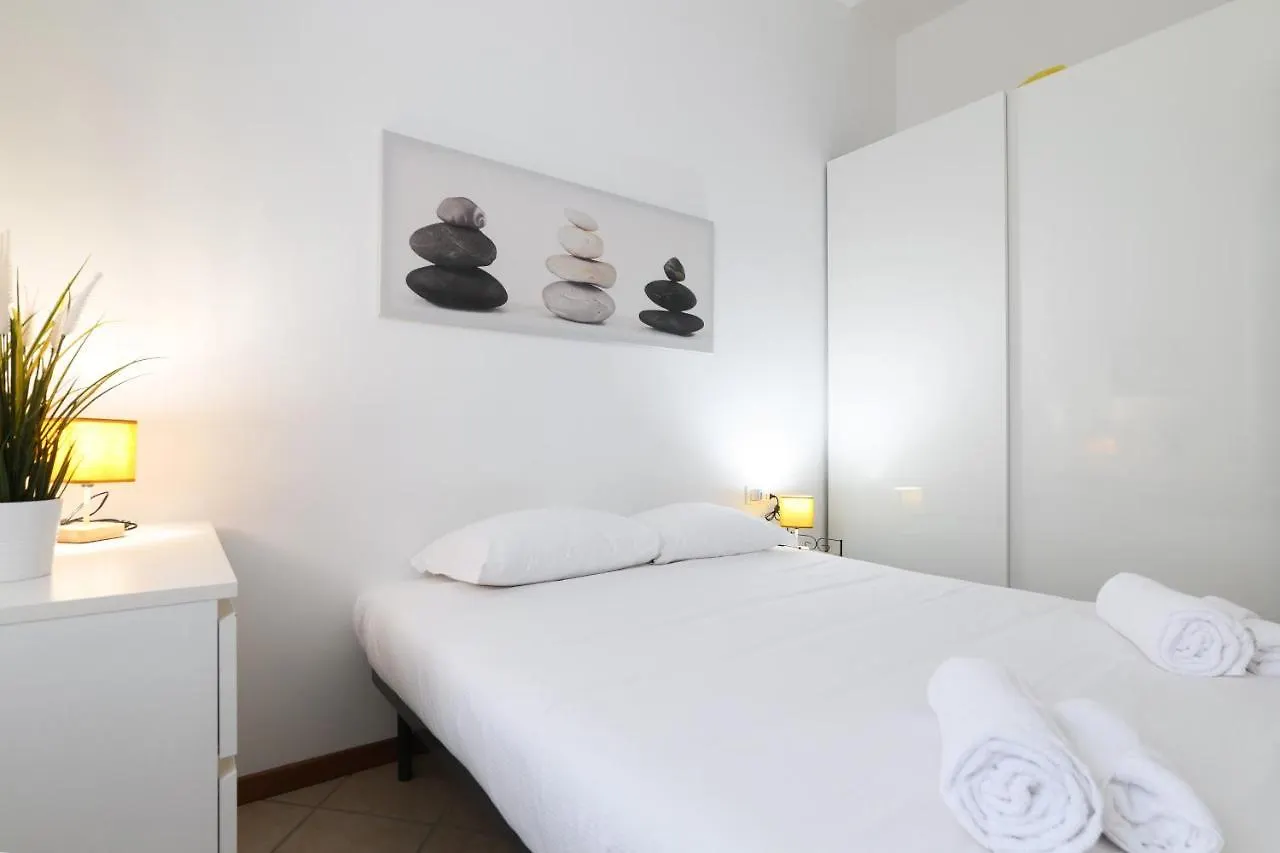 Primopiano - Scalvini Apartment Milan 0*,